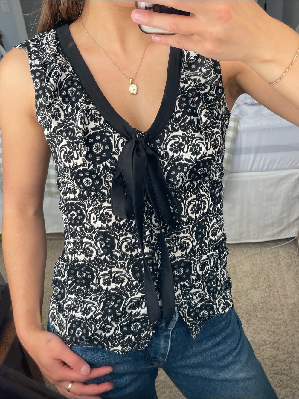 Vintage Y2K Black and White Floral Paisley Blouse